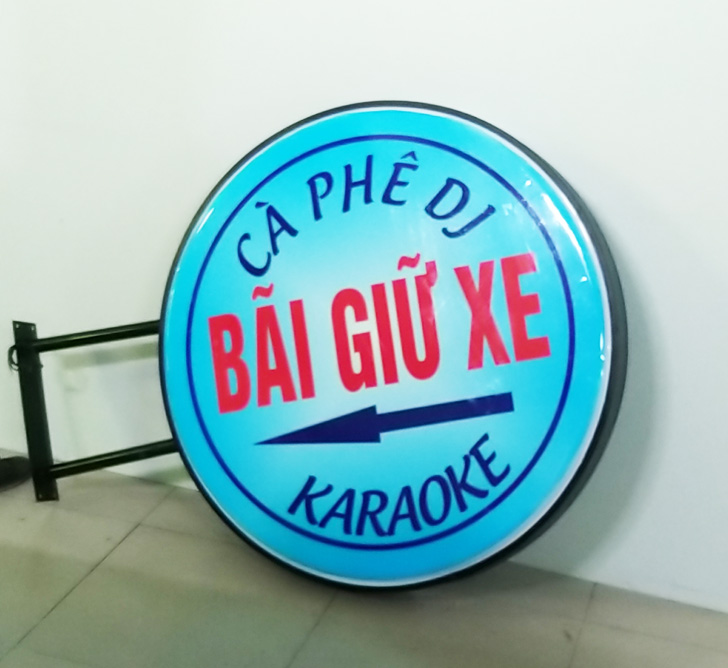 Làm bảng hiệu hộp đèn giá rẻ uy tín tại Bình Dương
