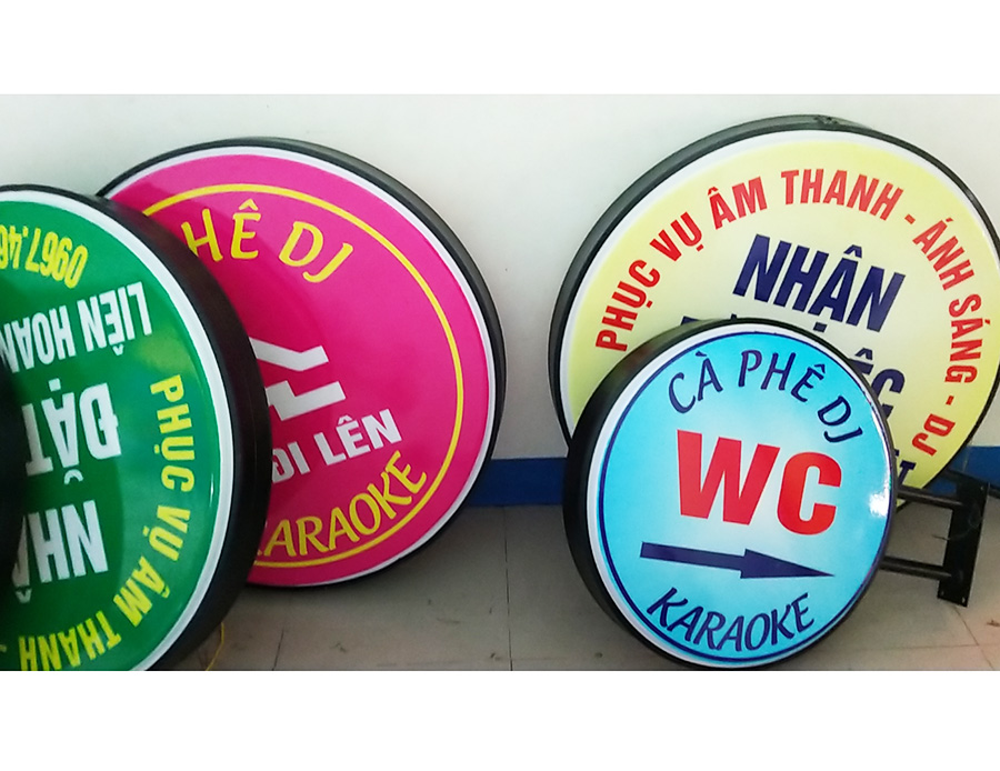 bang-hieu-hop-den-binh-duong