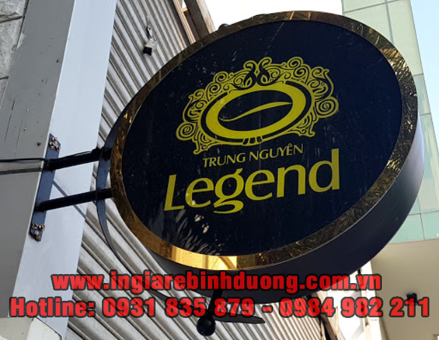 bang-hieu-hop-den-quan-cafe-2